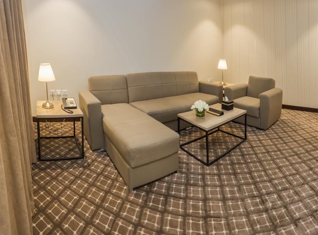 Burj Alhayat Hotel Suites Olaya Riyadh Ngoại thất bức ảnh